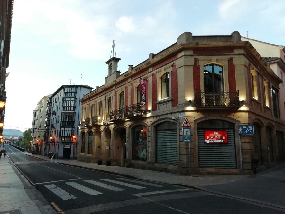 Apartamento Turistico Santiago Логроньо Экстерьер фото